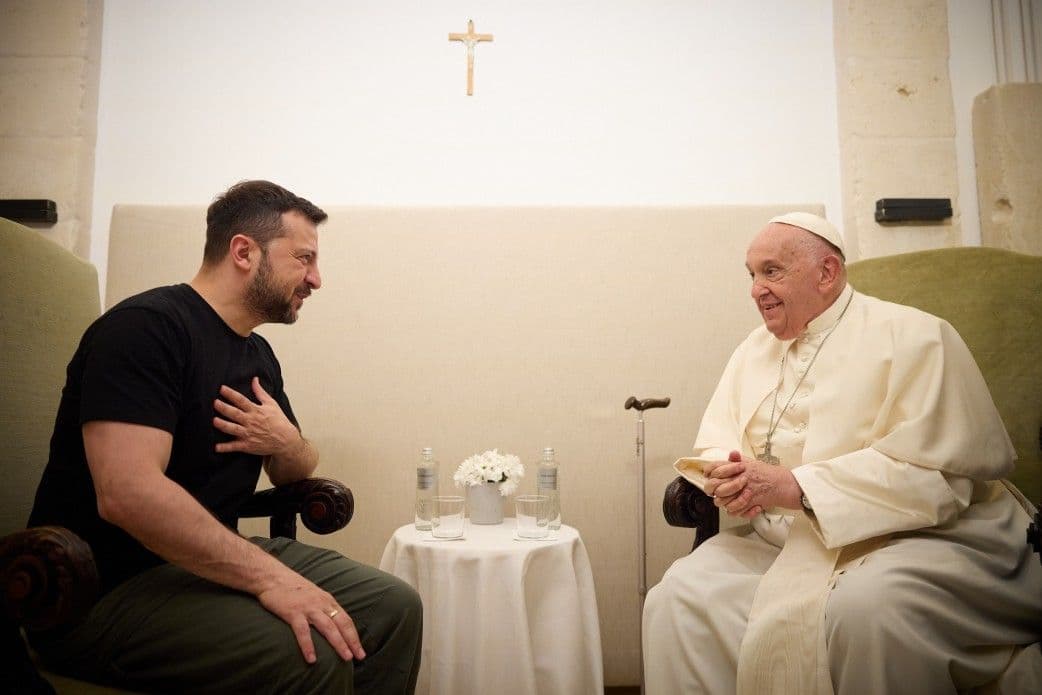 Zelensky discusses peace, return of abducted Ukrainian children with Pope