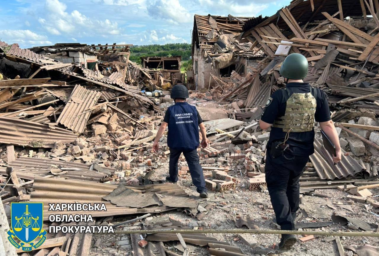 Russian airstrike on Kharkiv village injures pregnant woman, teen boy, 59-year-old