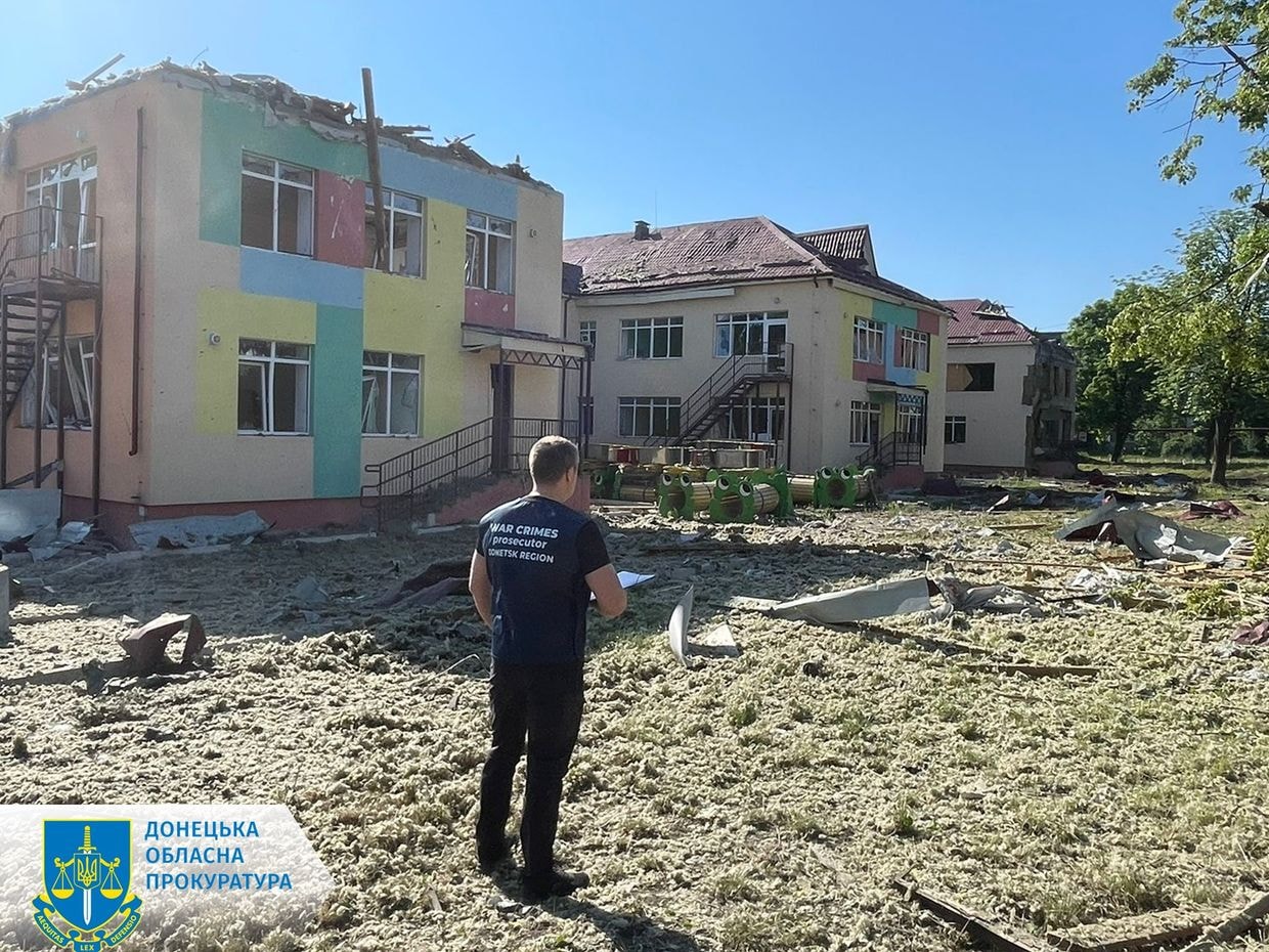 Russian glide bomb strike in Donetsk Oblast injures at least 5