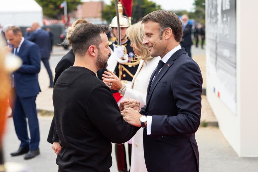 Macron: France to finalize coalition to send military instructors to Ukraine