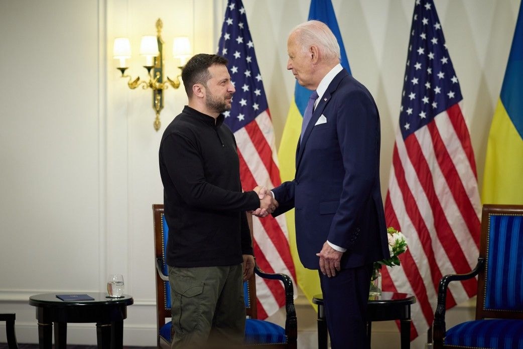 Zelensky expresses gratitude to US for new military aid package