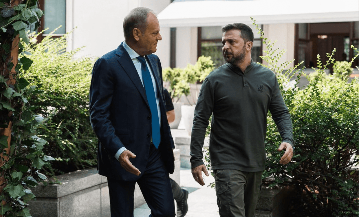 Zelensky arrives in Warsaw, begins meeting with Polish PM Tusk