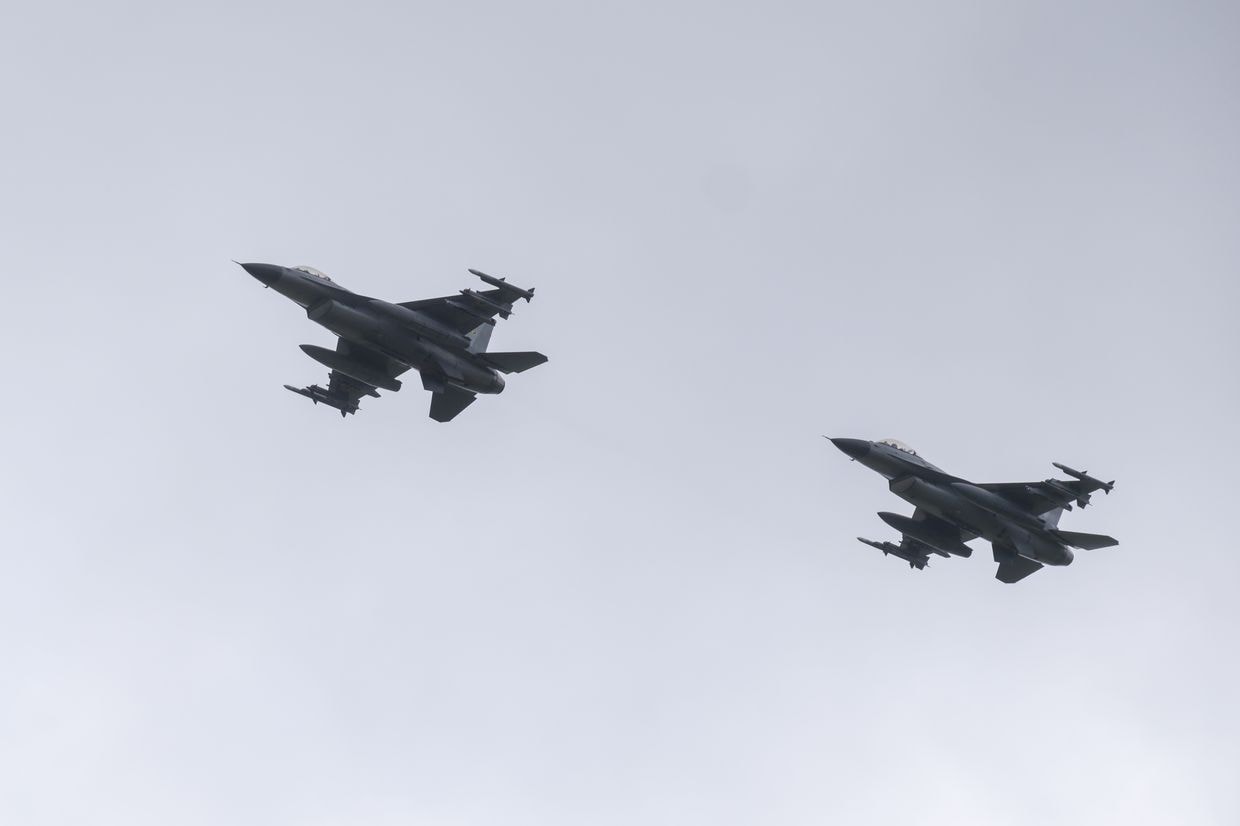 BREAKING: F-16 fighter jet crashes in Ukraine, military confirms