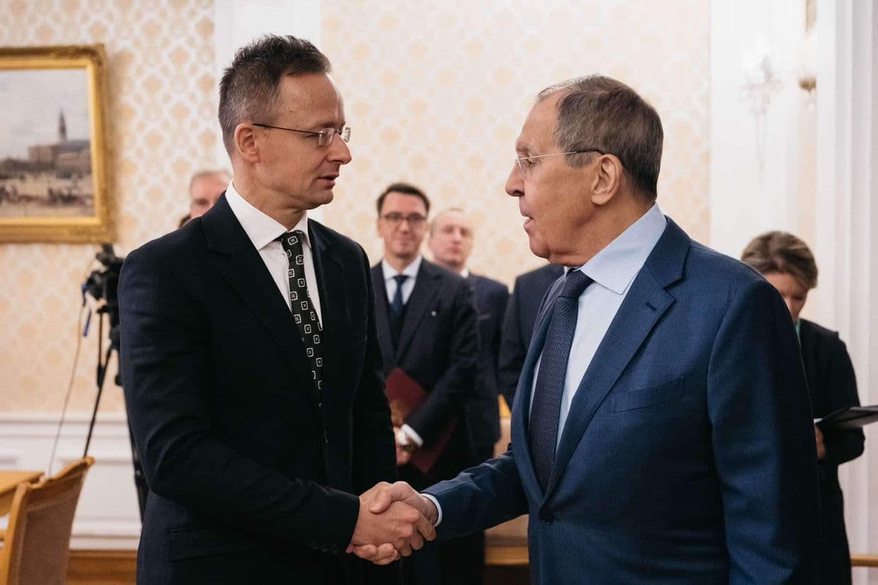 Szijjarto meets Lavrov in Moscow, calls on Ukraine, Russia to sit down at 'negotiating table'