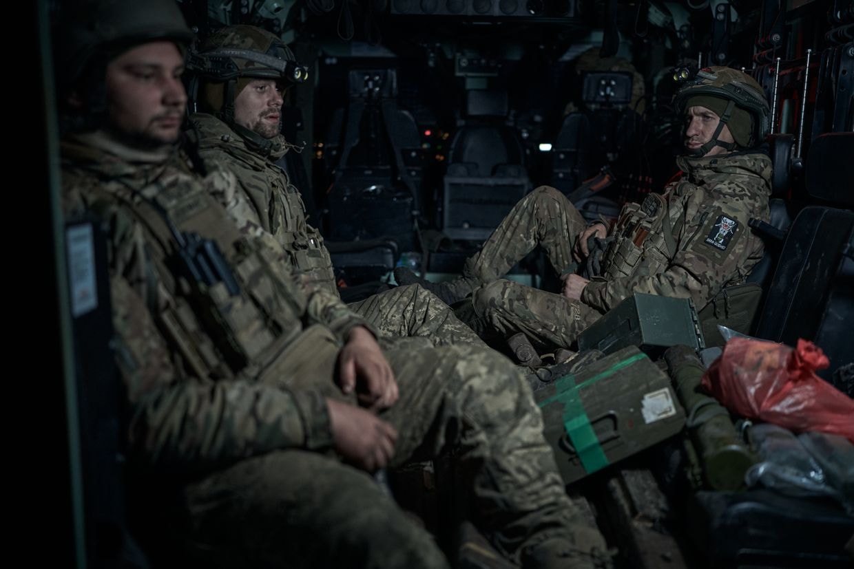 We asked Ukrainian soldiers if they’d fight Russia ‘with their bare hands’ rather than accept a bad ceasefire