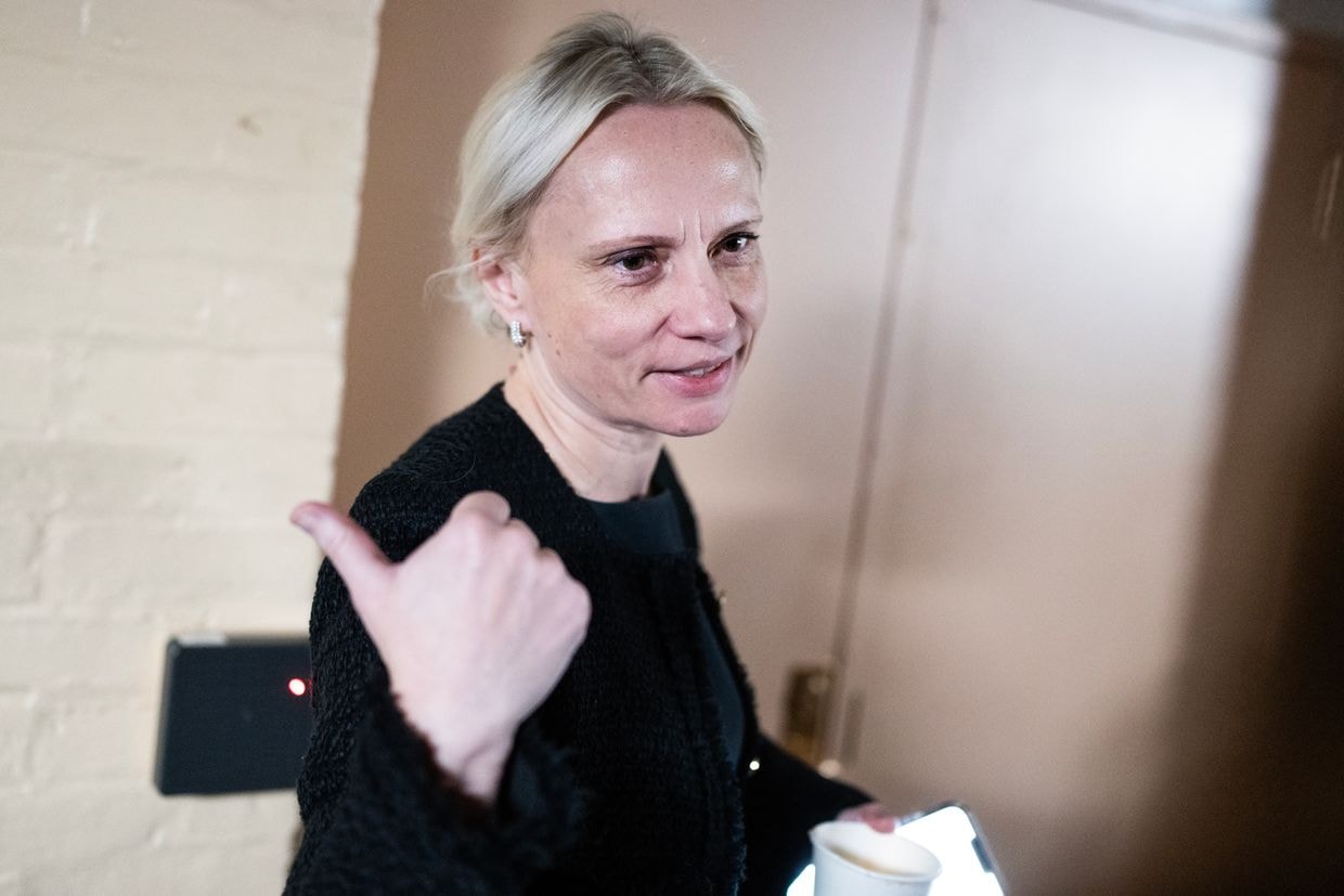 Ukrainian-born US lawmaker says Ukraine should cede land to Russia, demand Zelensky's resignation