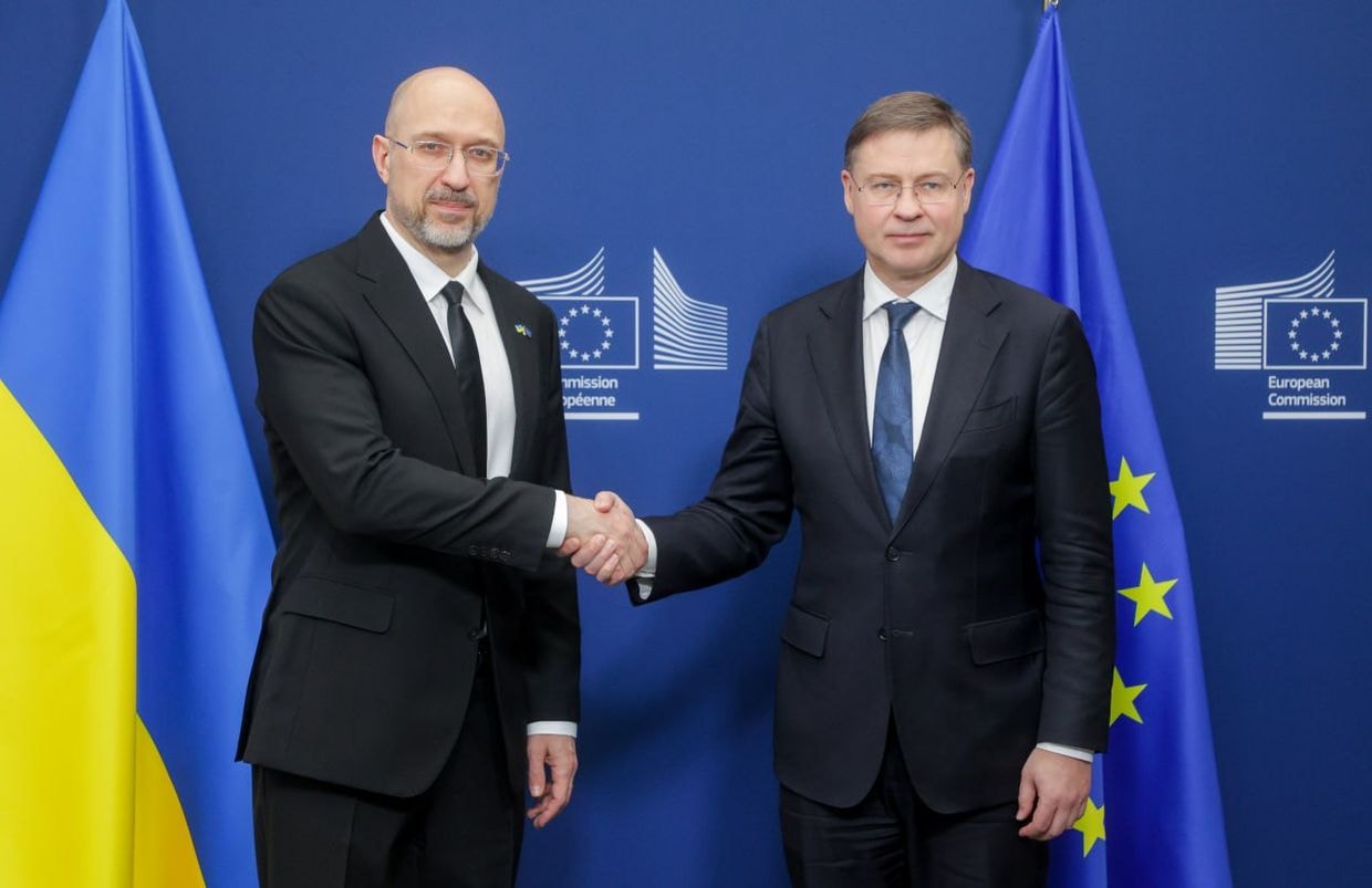 EU transferring new $1-billion tranche for Ukraine covered by frozen Russian assets
