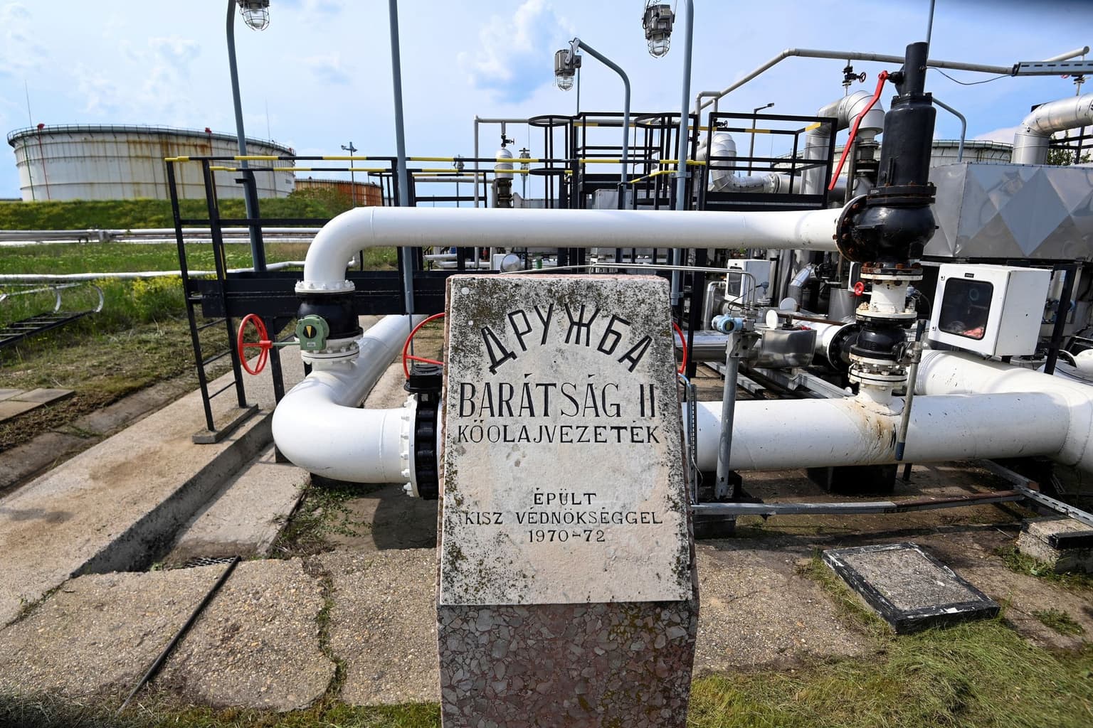 Blasts hit Romanian, Hungarian oil refineries tied to Russia