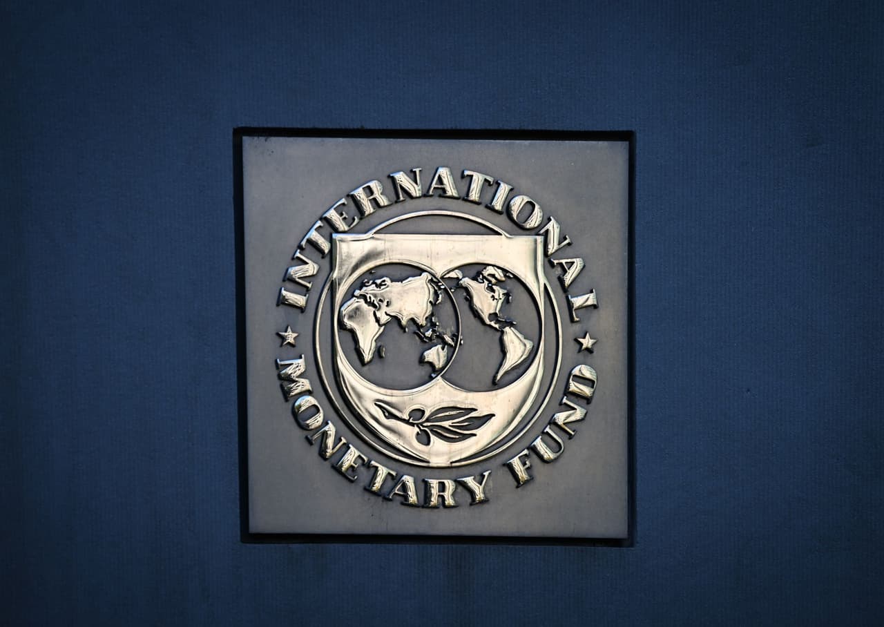 IMF and Ukraine begin talks for new loan program amid looming financing shortfall