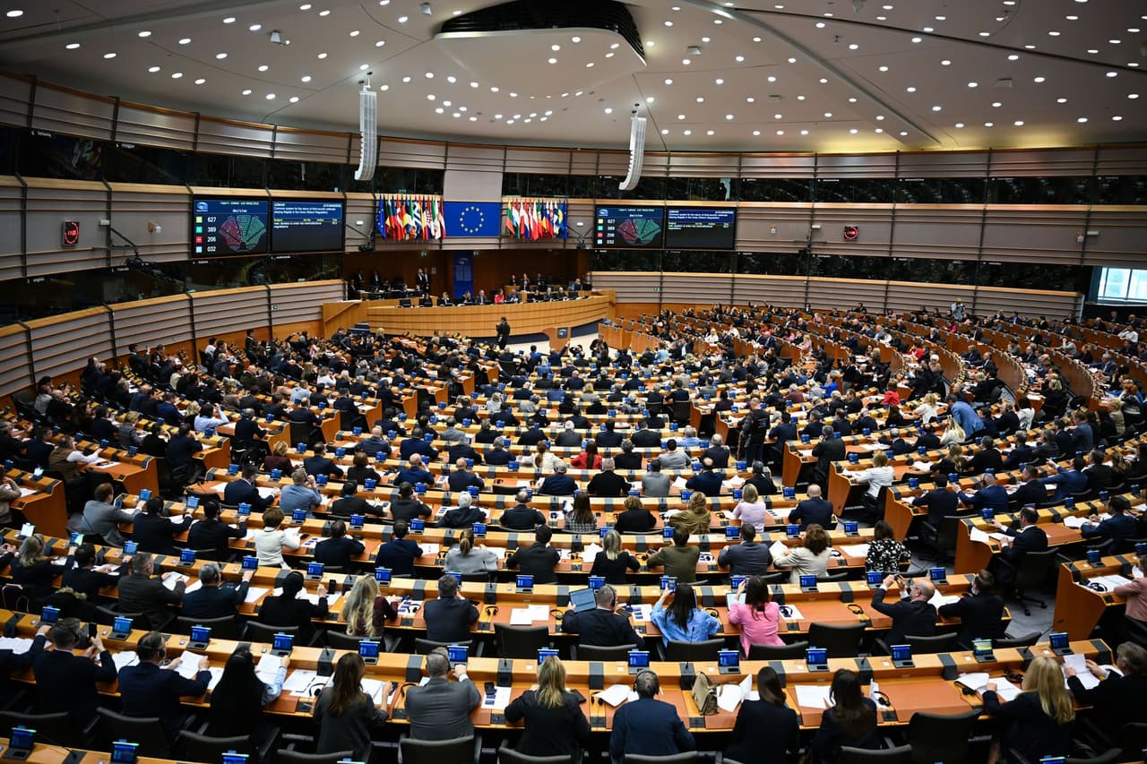 European lawmakers call for rules to flush out the Russian spies among them