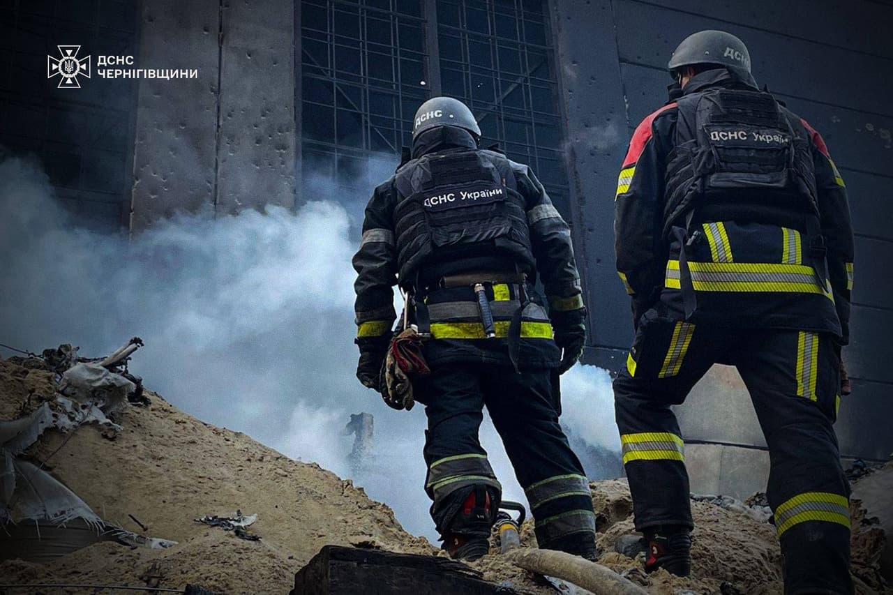 Russian attack halts Chernihiv power plant, 6,000 people left without electricity