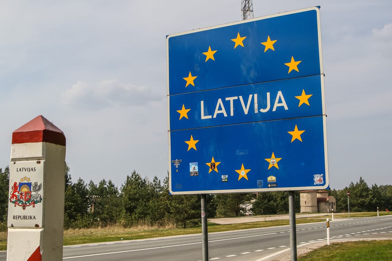 Fact-check: No, a Ukrainian drone didn't hit a passenger train in Latvia