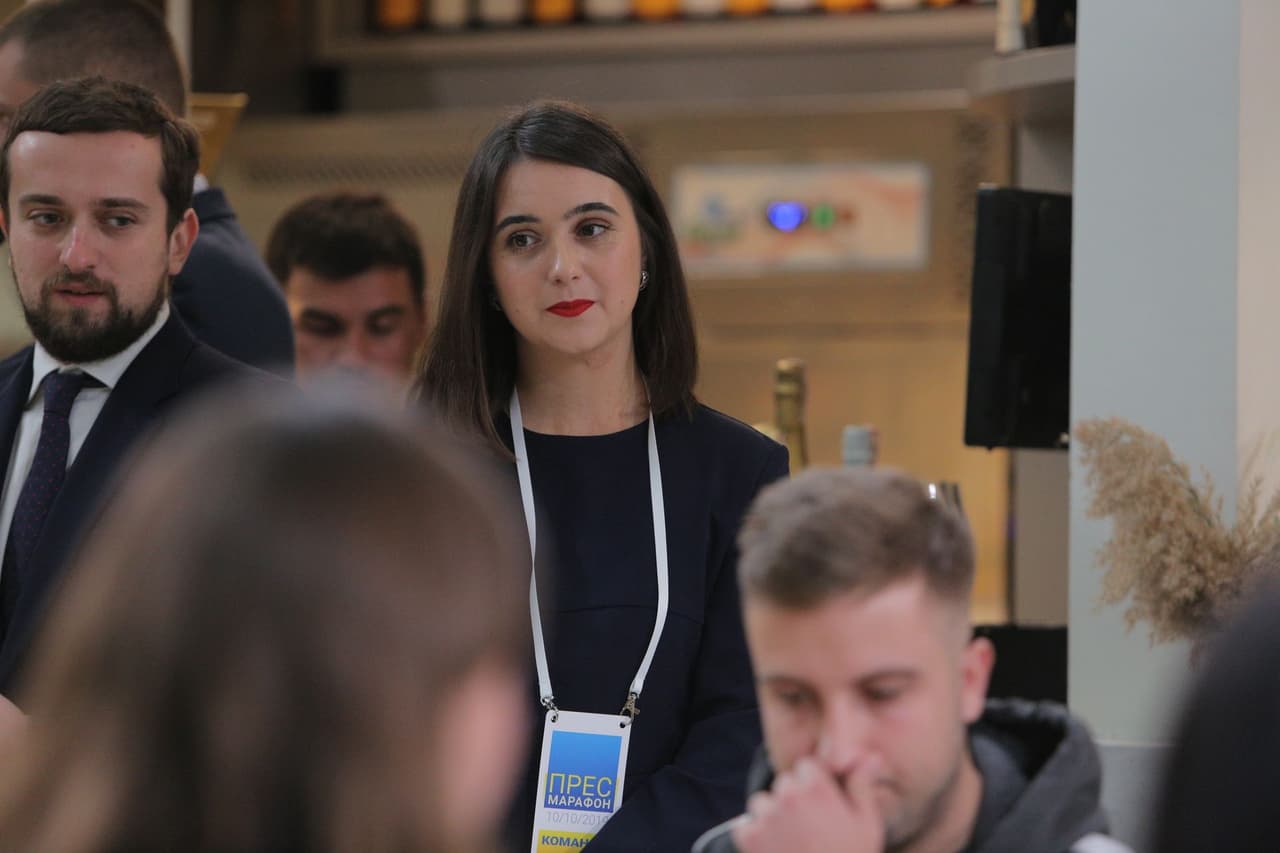 Zelensky imposes sanctions on former press secretary Mendel who echoed Russian propaganda