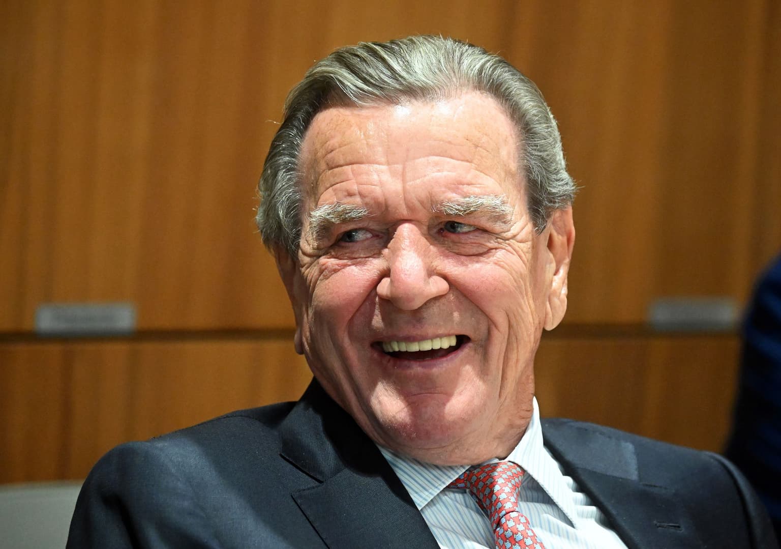 Germany skeptical of Putin's proposal to make Schroeder mediator in Ukraine peace talks, media reports