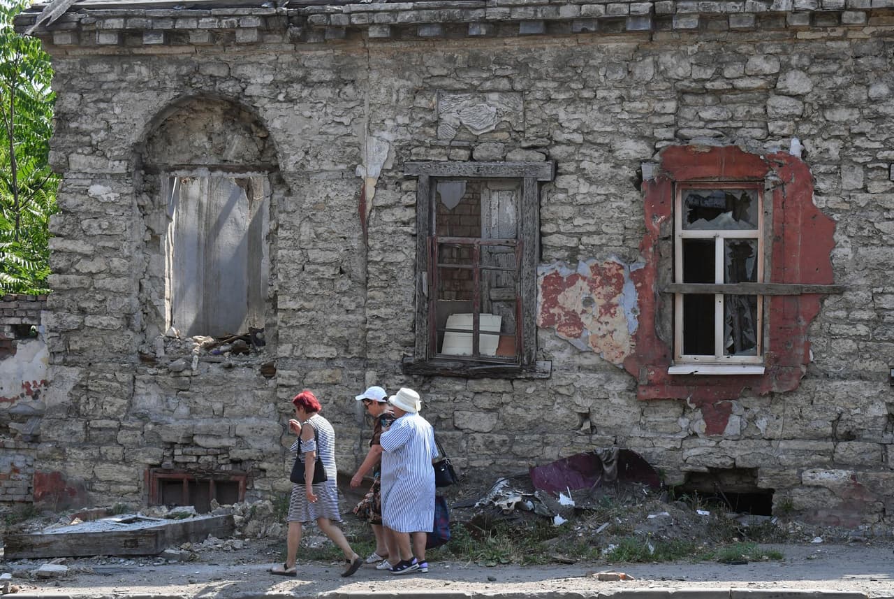 News from occupied Ukraine: Evictions in Mariupol, more strikes on Crimea, stolen grain