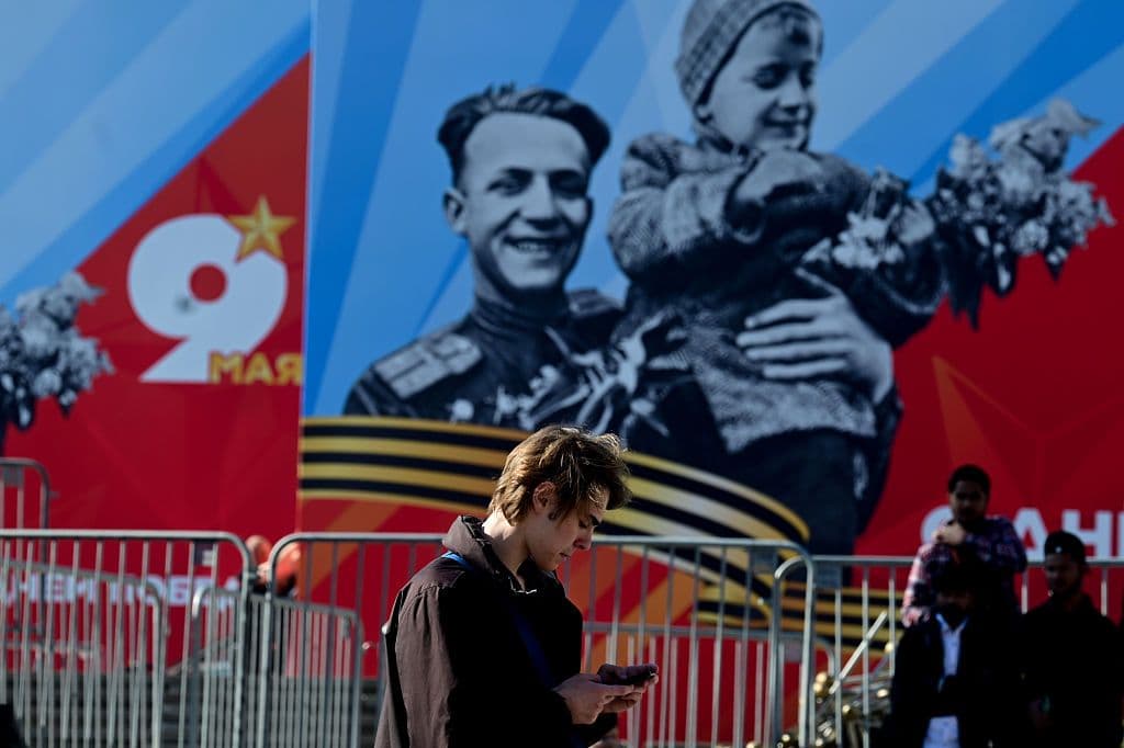Russia cuts mobile internet ahead of Victory Day parade