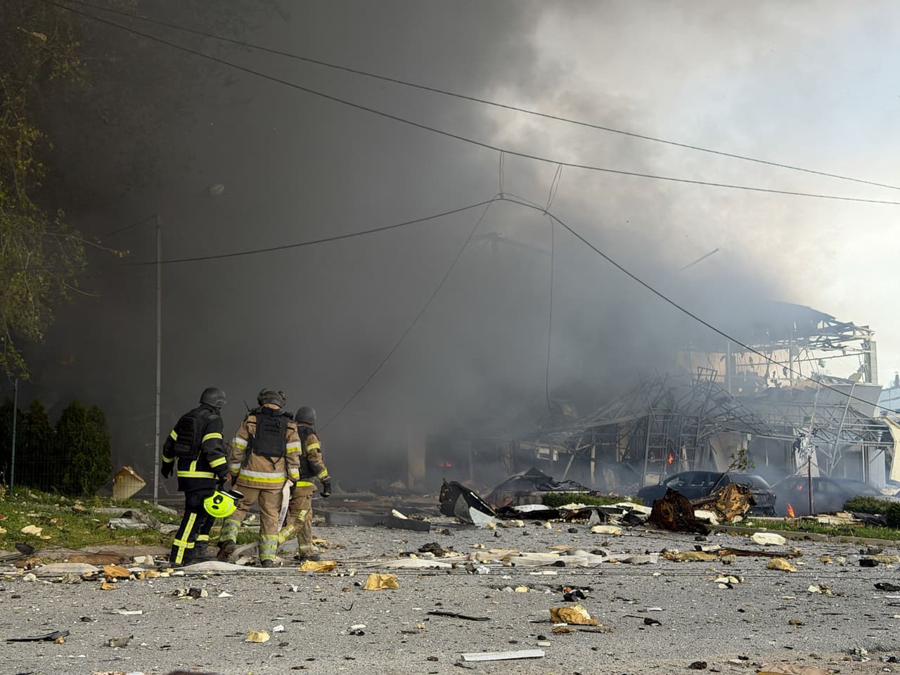 Breaking: Ukraine rejects Russia's 'Victory Day' truce after Moscow violates Kyiv's ceasefire