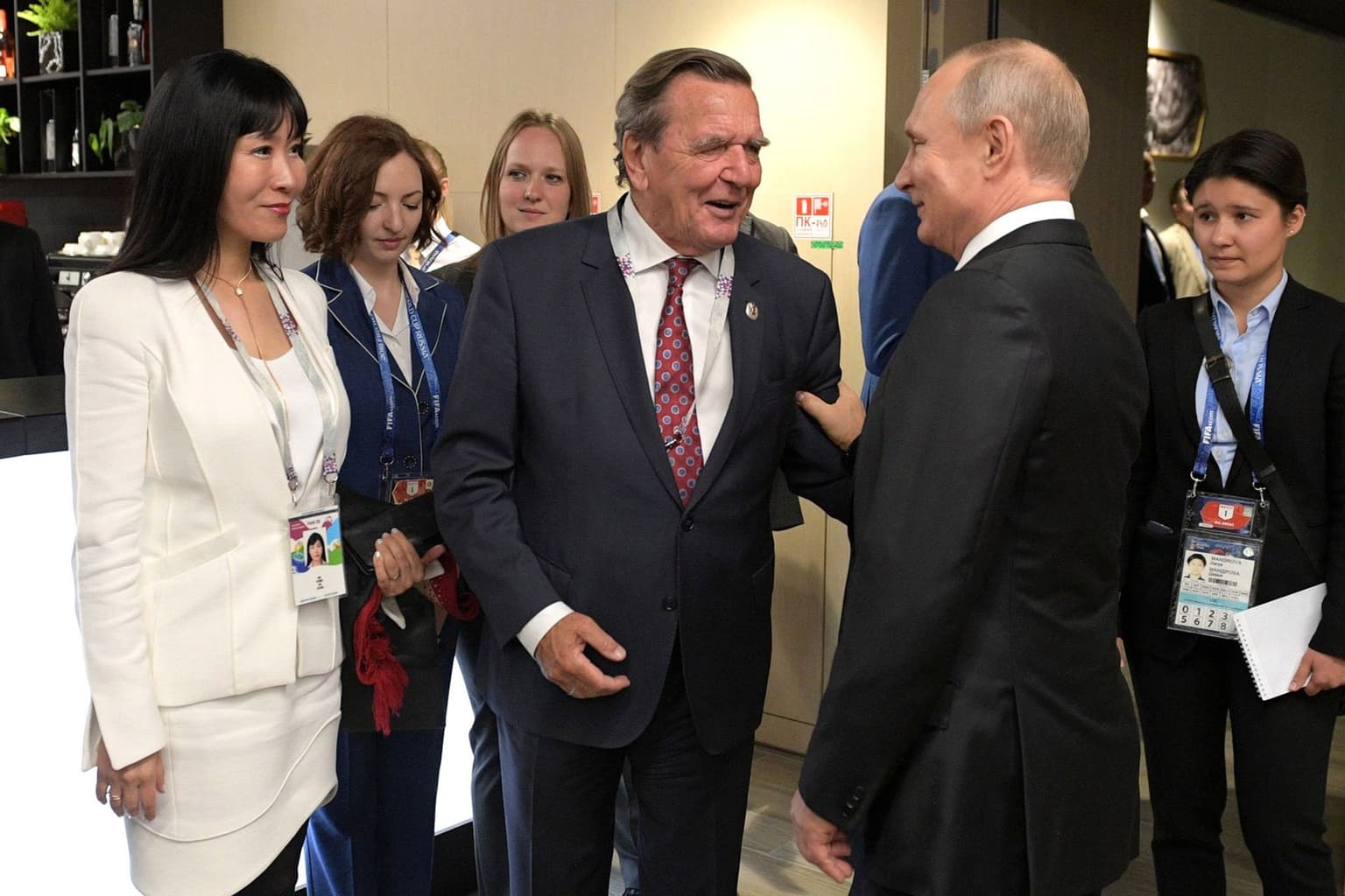 EU, Ukraine reject Germany's ex-Chancellor Schroeder as peace talks mediator