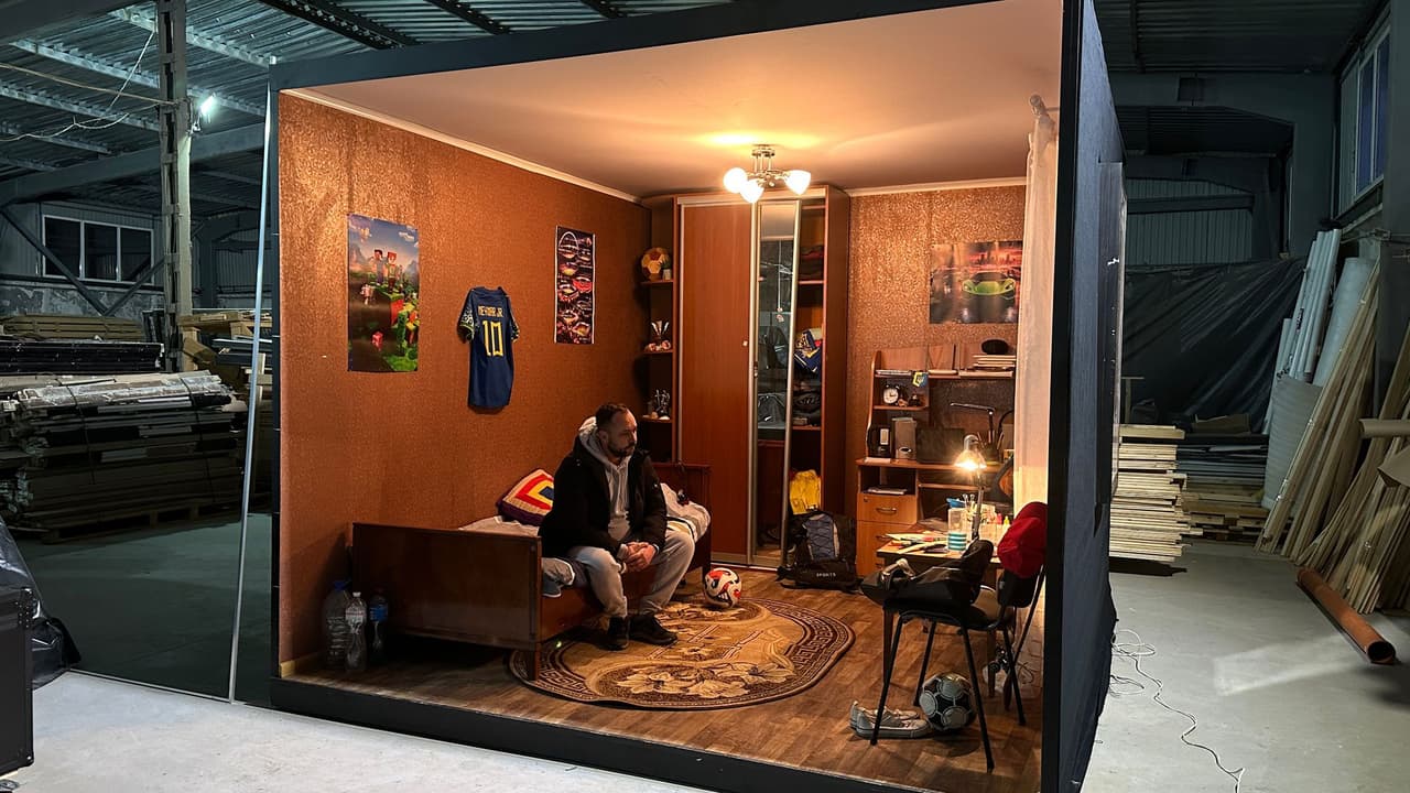 A Ukrainian child's bedroom goes on tour to confront Europe with Russia's abductions