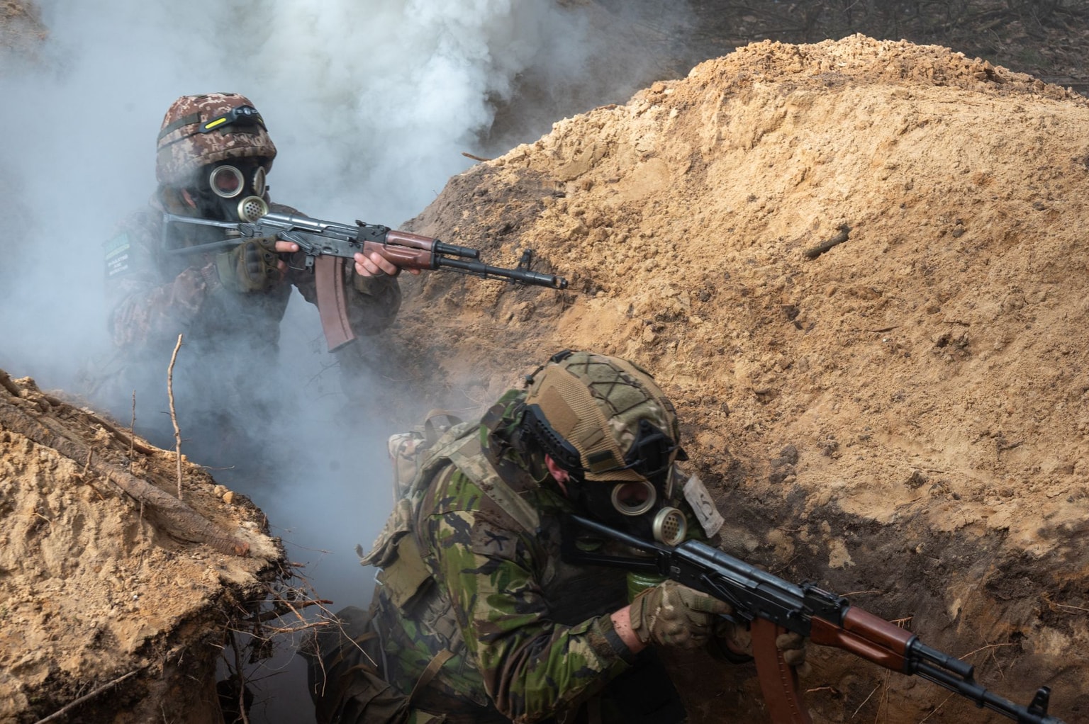 Servicemen of the National Guard of Ukraine undergo training in Kharkiv Oblast, Ukraine, on Feb. 29, 2024.
