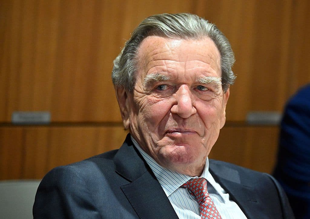 Putin meets former German Chancellor Schroeder, Kremlin says