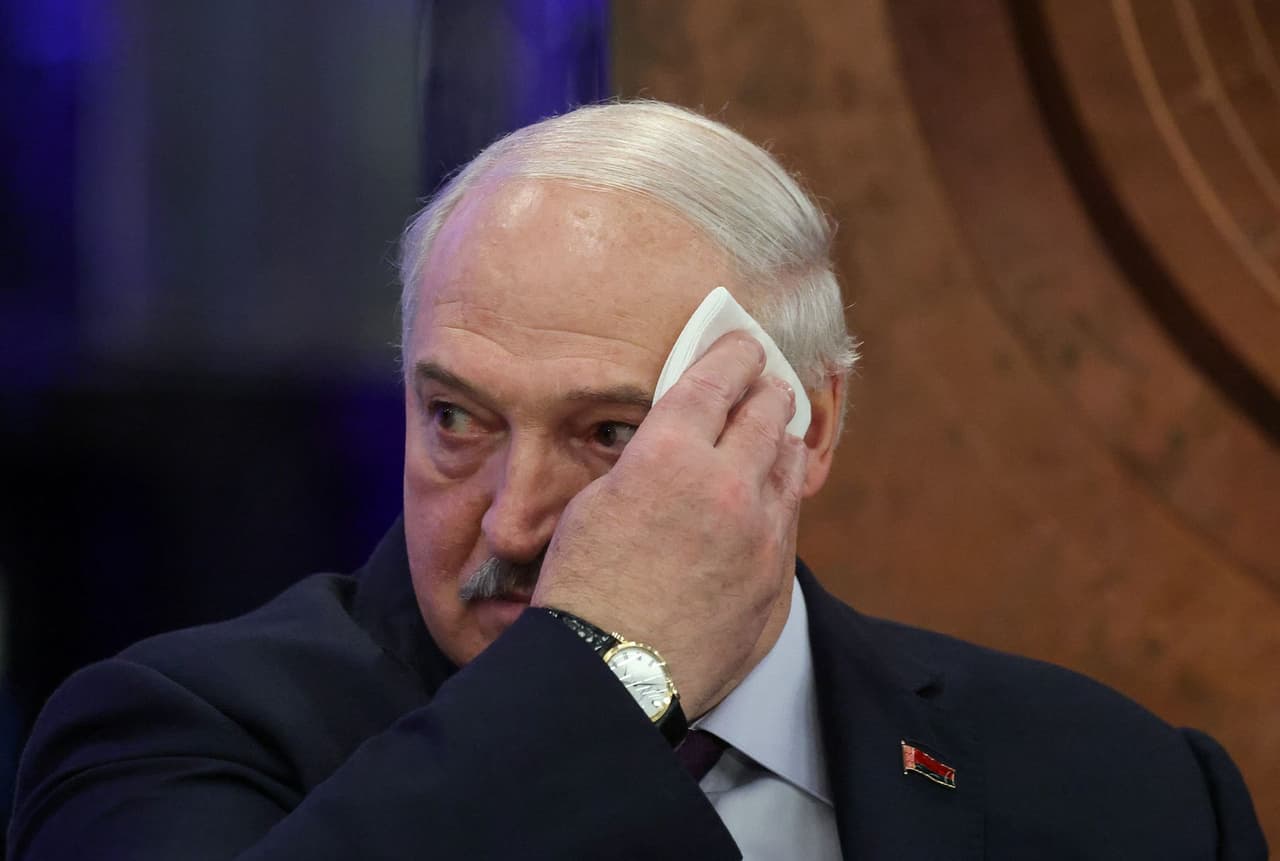 Lukashenko urges US to join Russia-Belarus fertilizer plant project
