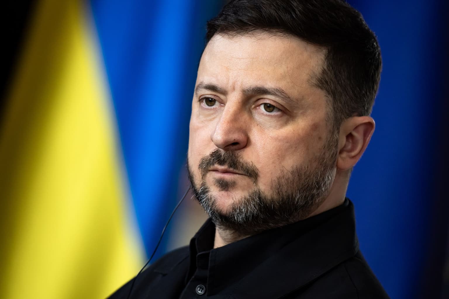 Russia preparing 'new massive strike,' Zelensky warns