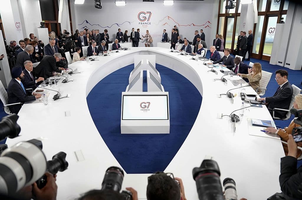 G7 leaders 'ready to consider' extending military production licenses to Ukraine, agree to increase arms deliveries
