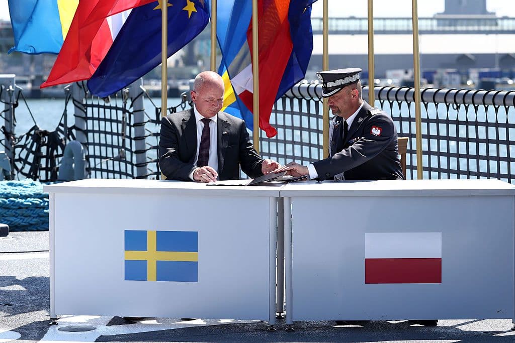 Poland signs $4.8 billion submarine deal with Sweden's Saab, deepens Baltic Sea defense cooperation