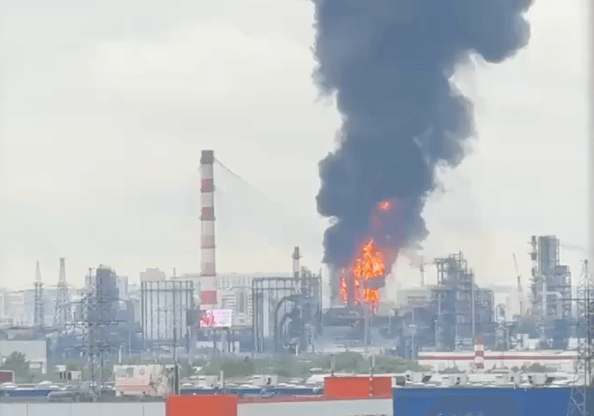 'Just response to Russian strikes' – Ukraine hit major oil refinery in Moscow, Zelensky confirms