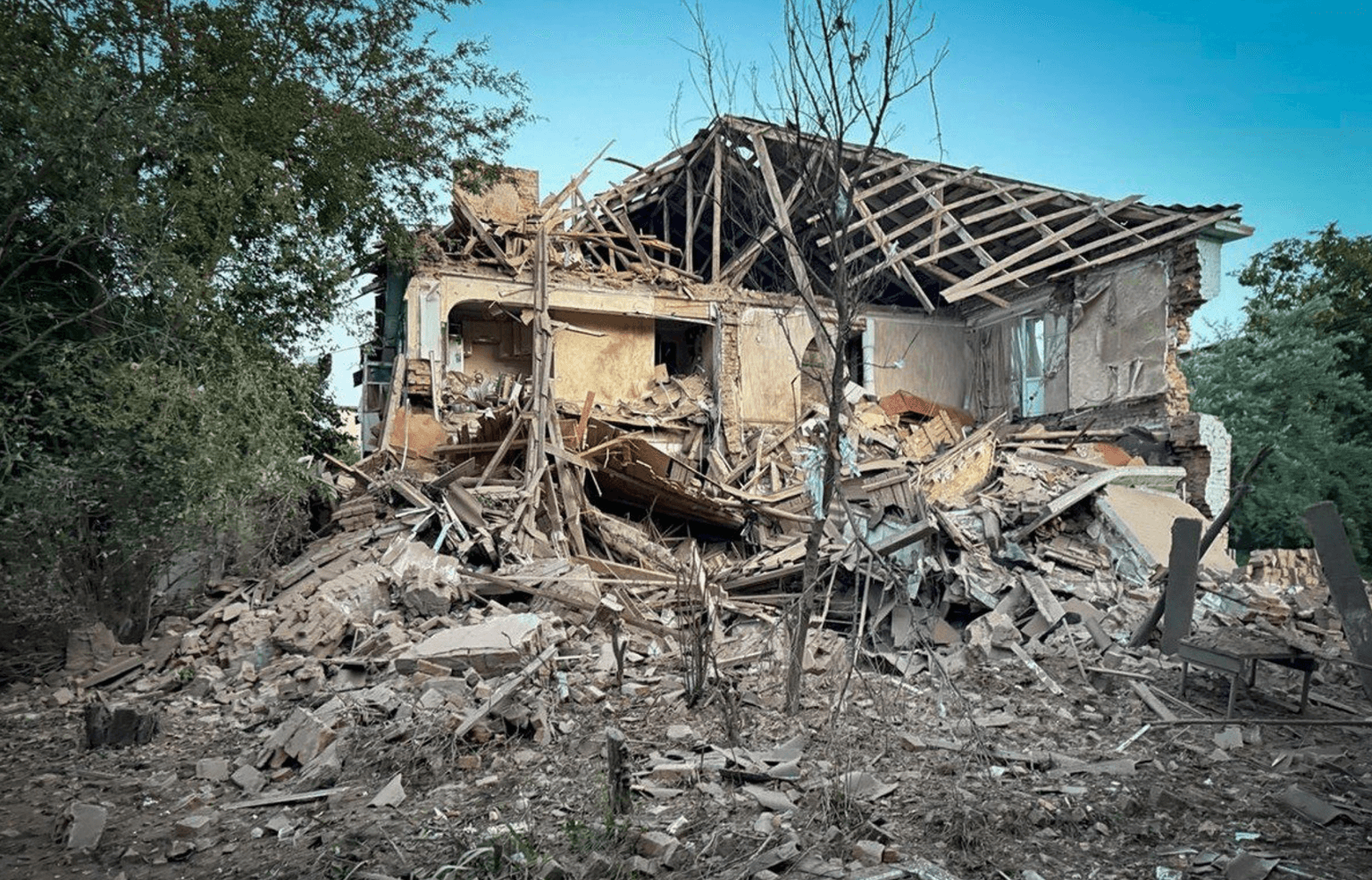 Russian attacks kill three and injures 45 civilians in Ukraine over last day