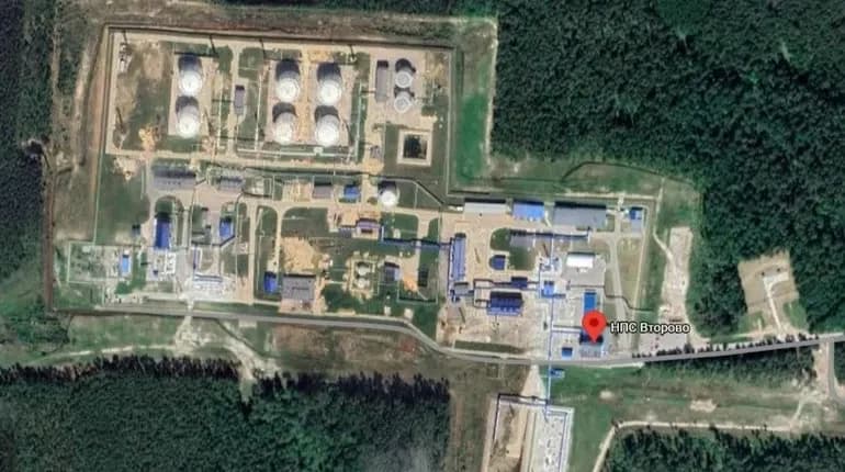 Ukraine strikes Russian oil hub supplying Moscow for 2nd time this month, military says