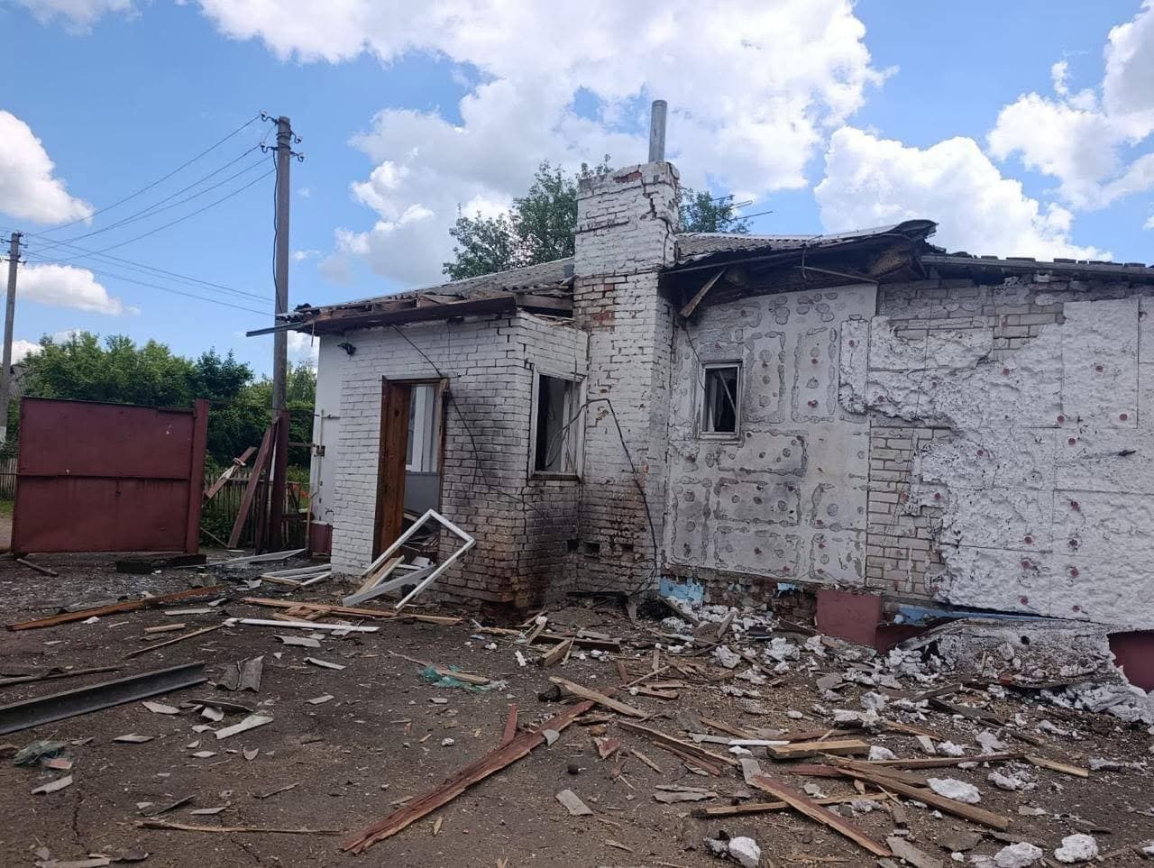 Russian attacks kill 15, injure over 70 in Ukraine over past day