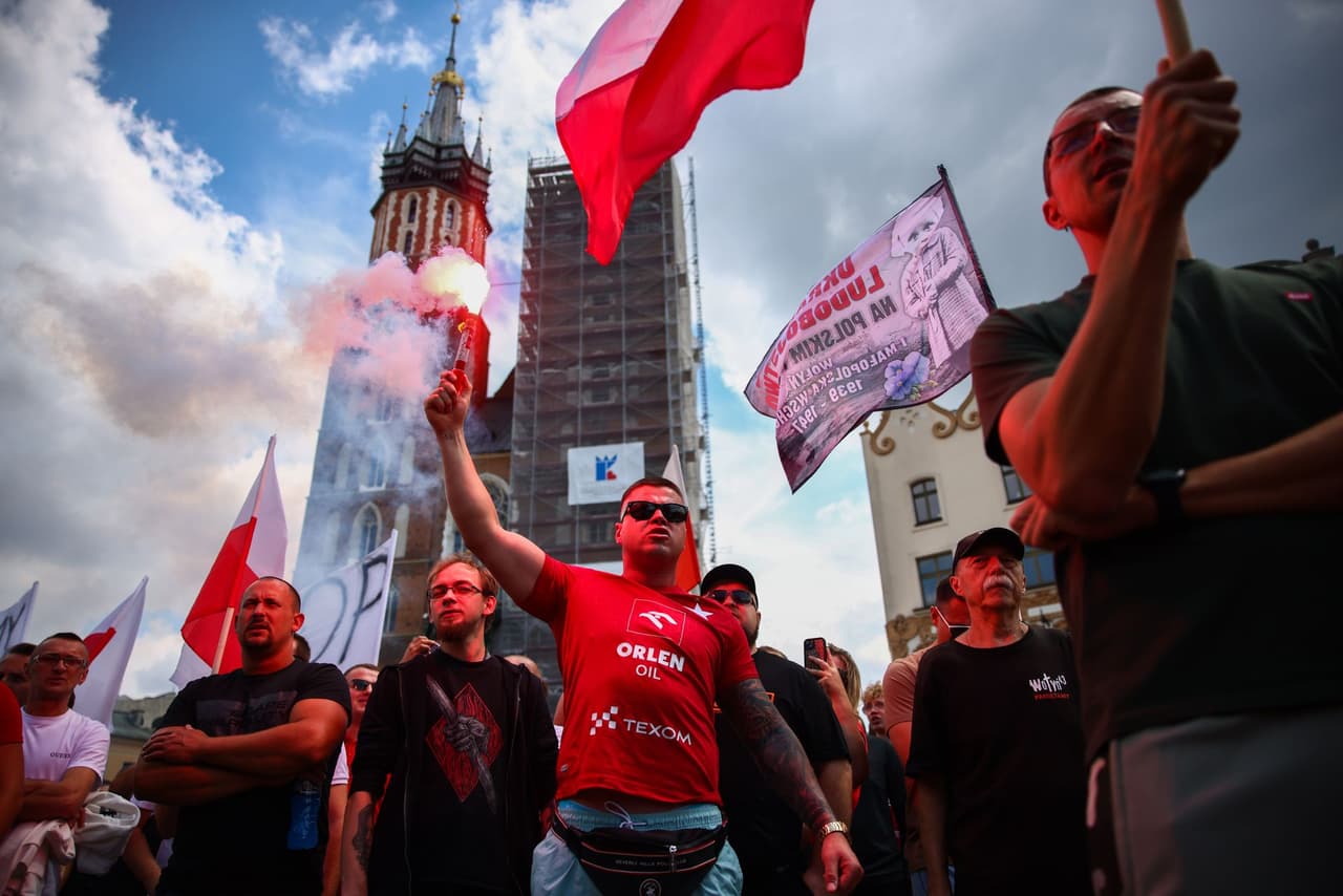 Attacks on Ukrainians in Poland are rising. Disinformation fuels the flames