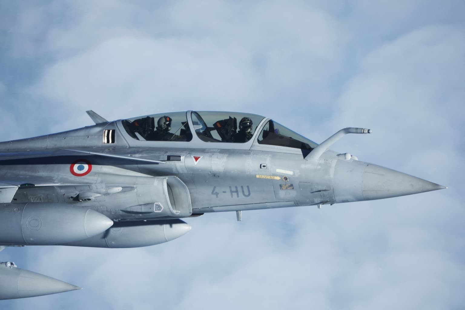 Ukrainian pilots to soon start training on French Rafale jets, Zelensky says
