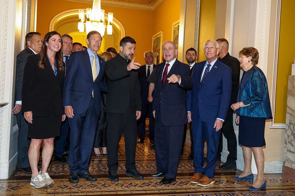 US Senate votes to advance Russia sanctions bill in tribute to Lindsey Graham