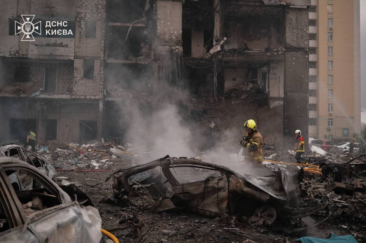 Massive Russia attack hits apartment buildings in Kyiv, killing 8, injuring 34