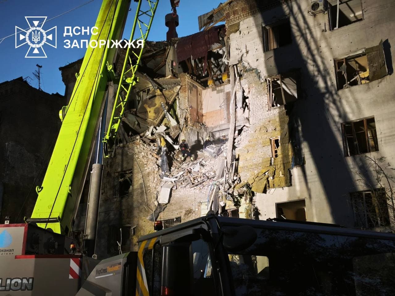 Russian attack on Zaporizhzhia kills 2, injures 42, including children