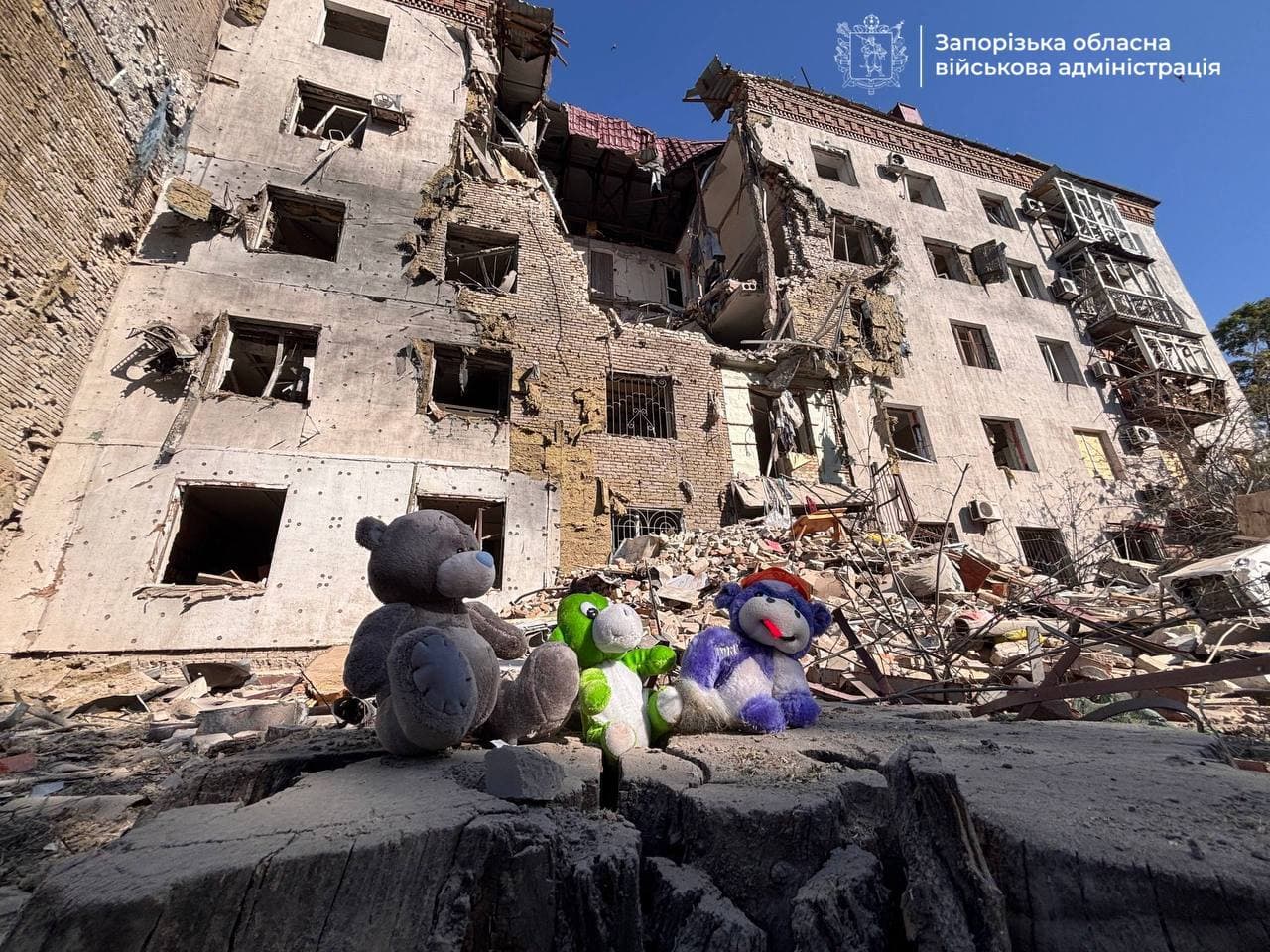 Russian attacks kill 14, injure over 160 across Ukraine over past day as guided bombs strike Zaporizhzhia