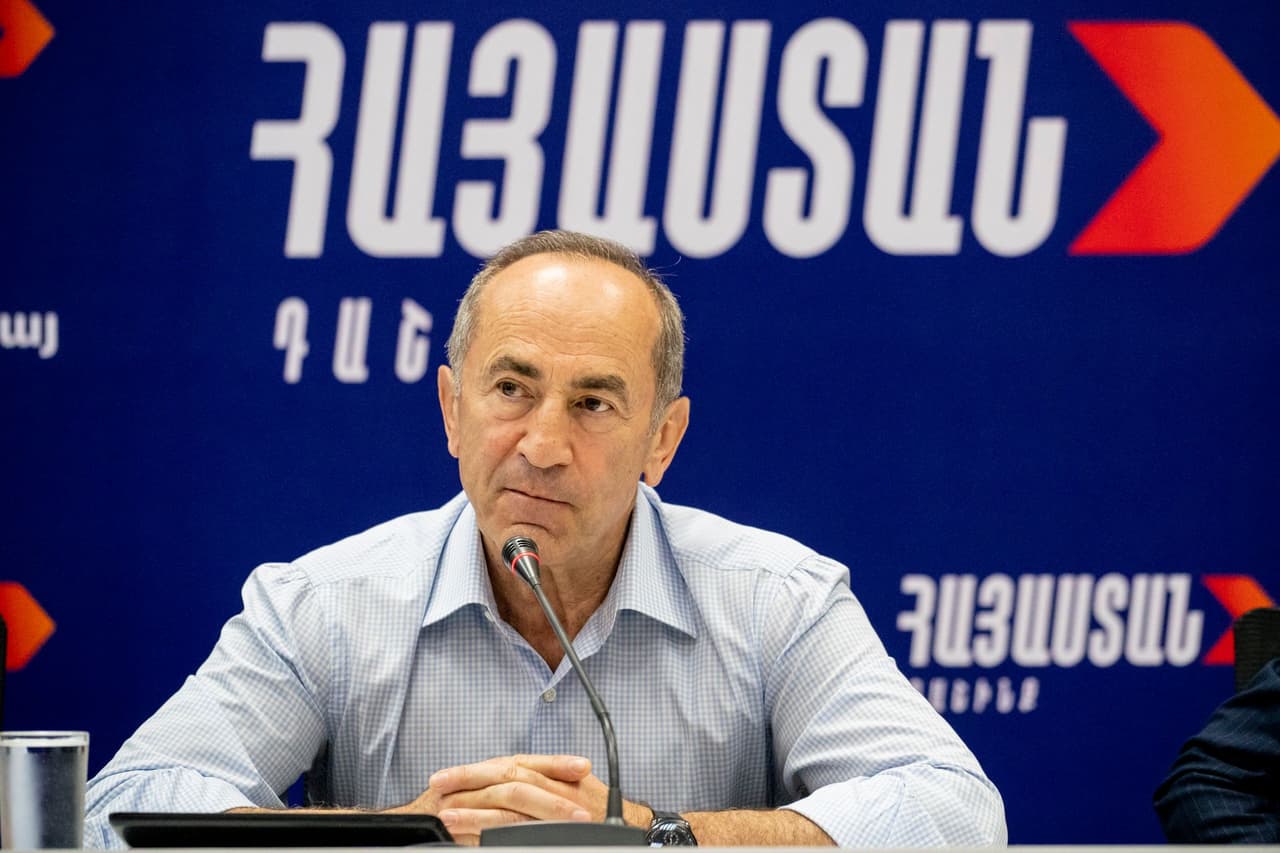 Armenia detains Moscow-friendly ex-president in anti-corruption probe