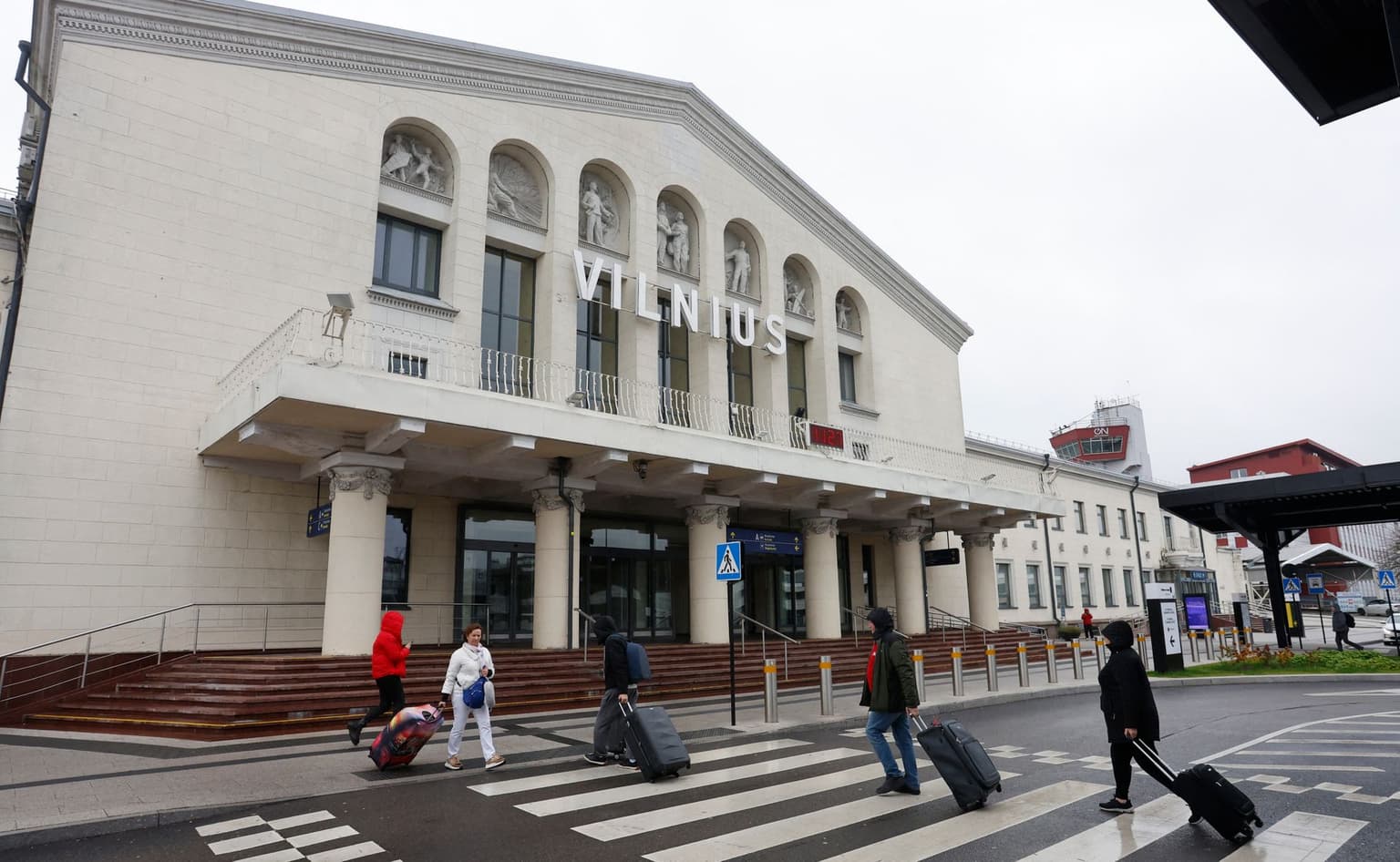 Ukraine war latest: Lithuania warns of Russian false flag drone threat to Baltic states
