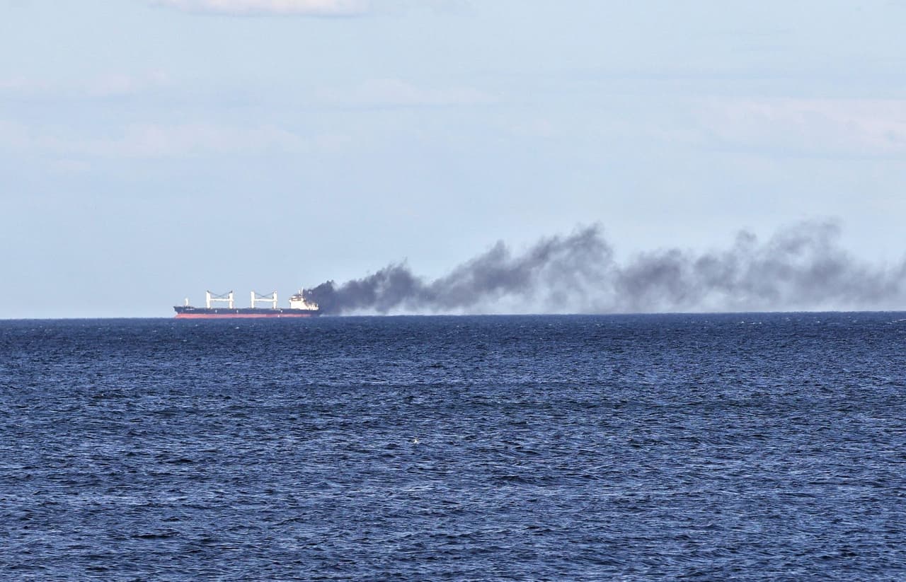 Ukraine to compensate damaged cargo ships, as Russia rejects Black Sea proposal
