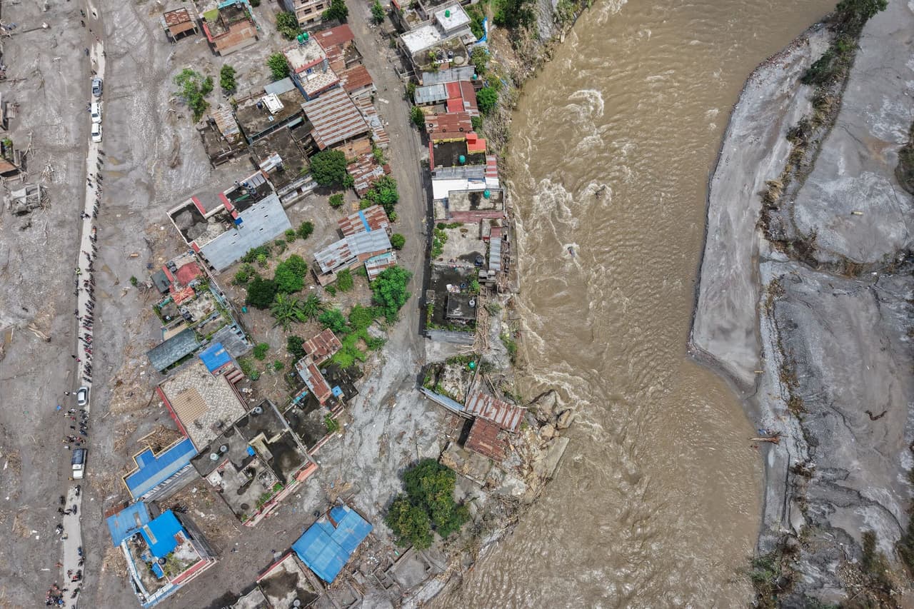 56 Ukrainians still missing in Nepal after massive floods