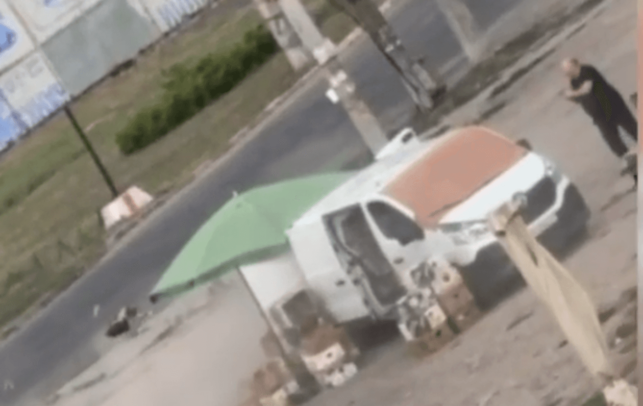 Graphic warning: Horrific video shows Russian drone taunting, striking vegetable seller at Kherson market