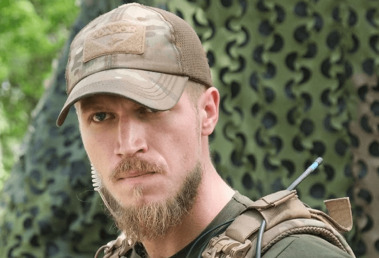 Outspoken ex-commander who clashed with military leadership says drugs were planted in his car