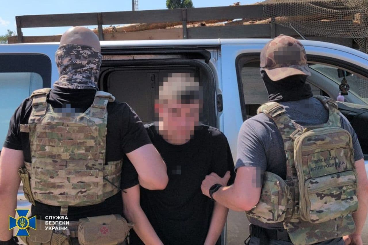 SBU detains alleged Russian agent accused of registering 27 Starlink terminals for Moscow's troops