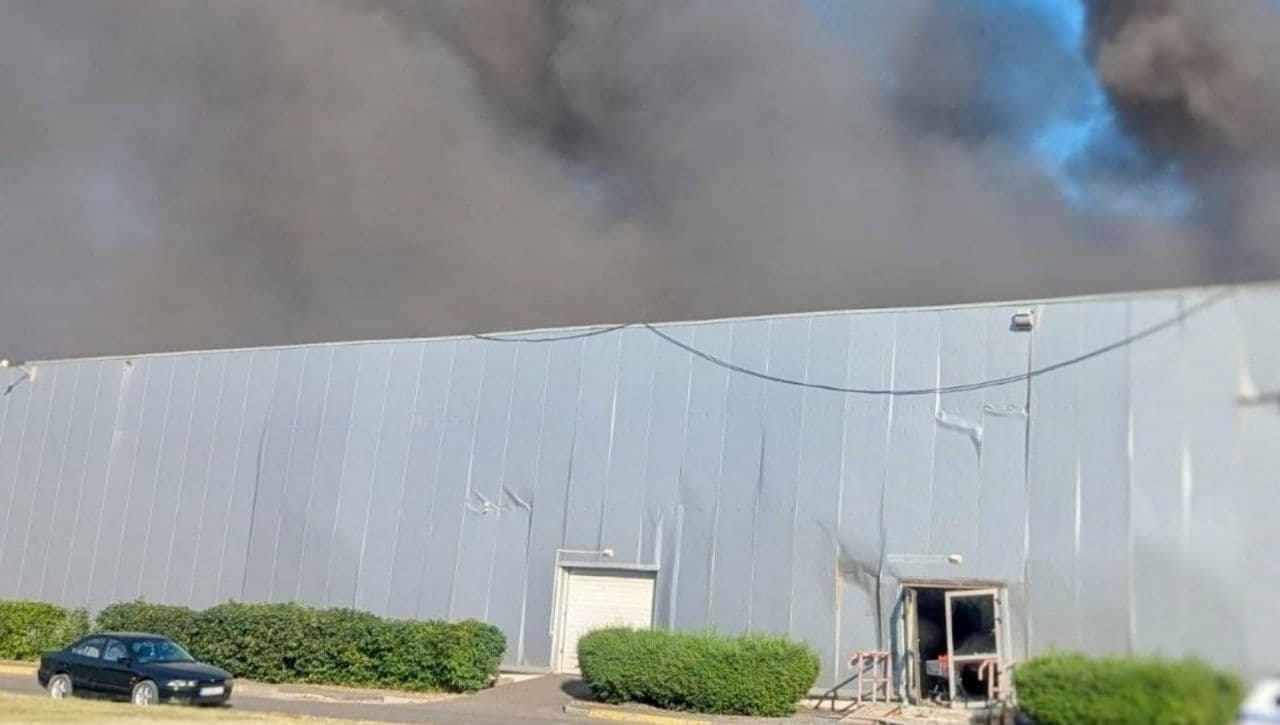 Russia strikes shopping center in Kryvyi Rih, at least 5 dead, more than 90 injured