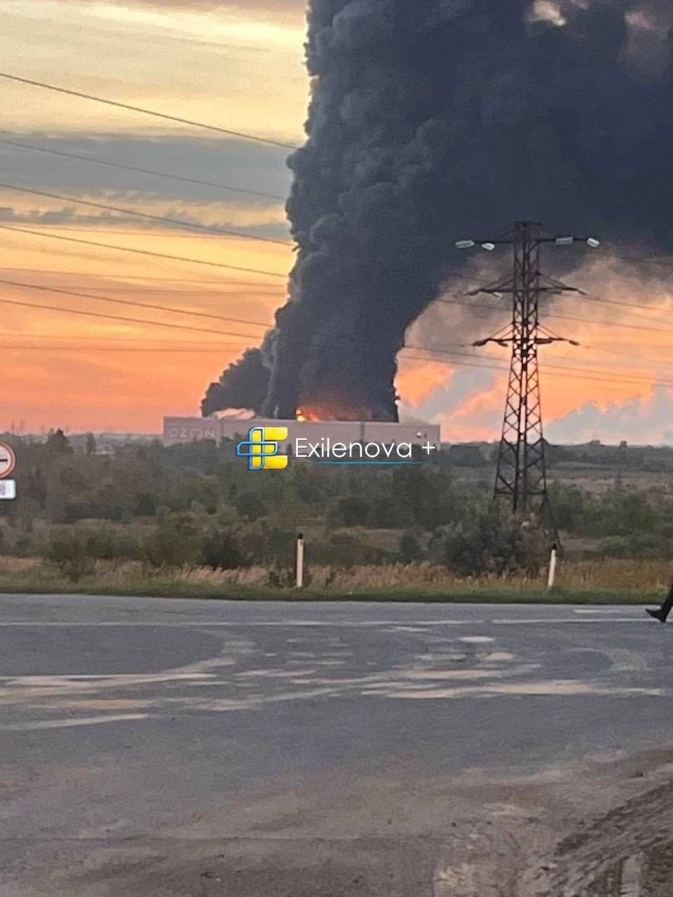 Major oil refinery, logistics center set ablaze in reported Ukrainian attack