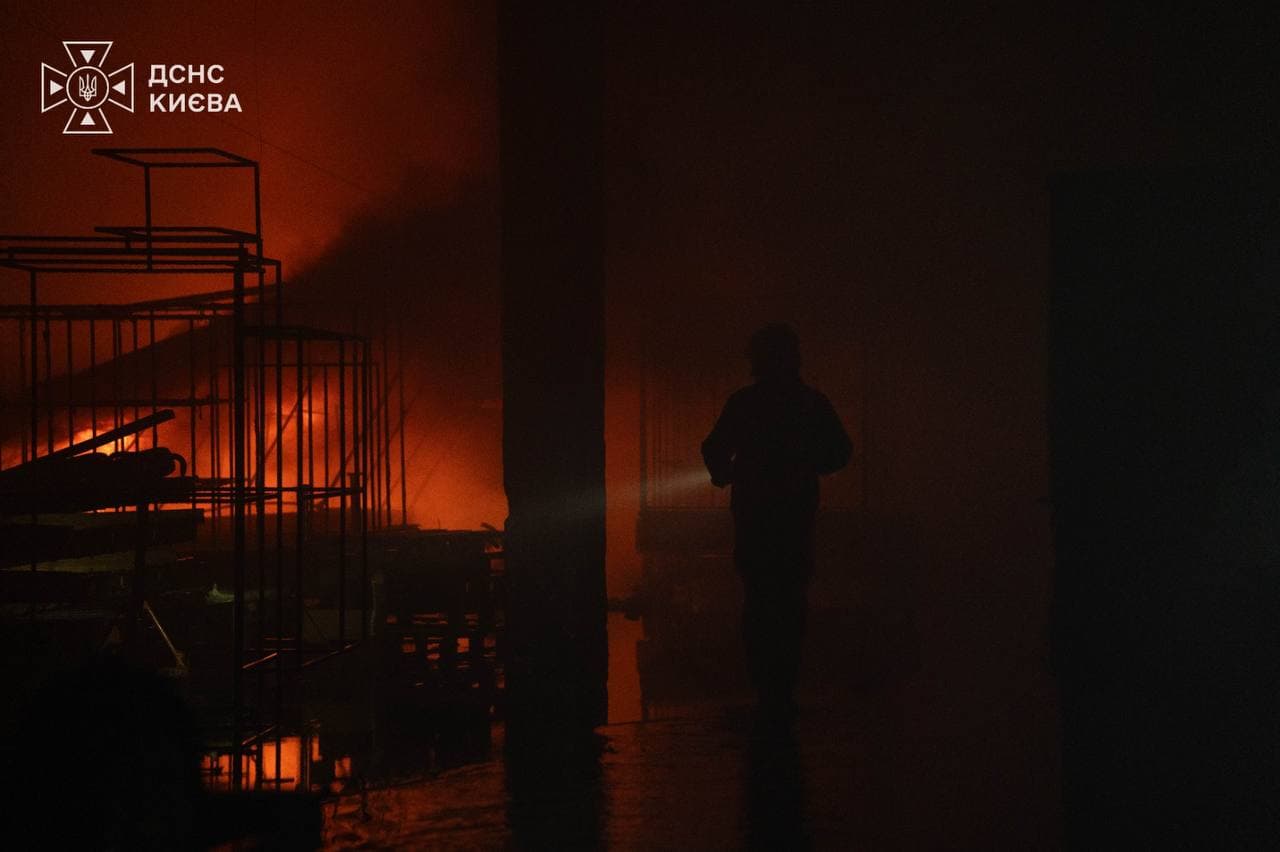 Russia continues attacks on Kyiv as air raids sound on and off in Ukraine's capital