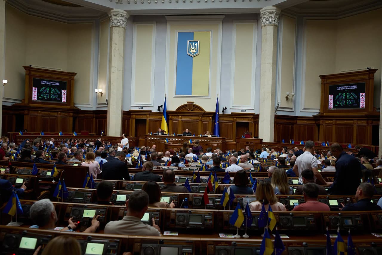 Ukraine risks billions in international funding amid stalled legislation, growing budget shortfall